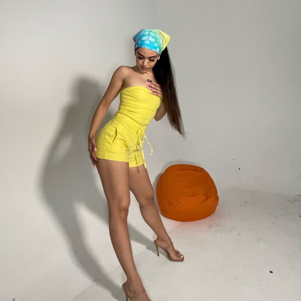 🔆 VINTAGE BEBE YELLOW  Y2K ROMPER 🔆